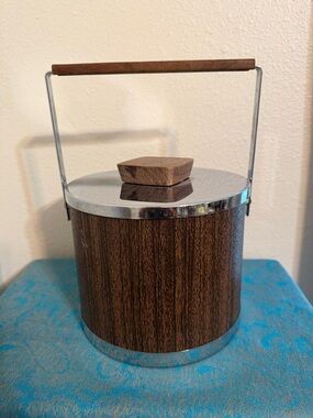 Vintage Mid Century ATAPCO Faux Wood & Chrome Steel Ice Bucket Collectible!